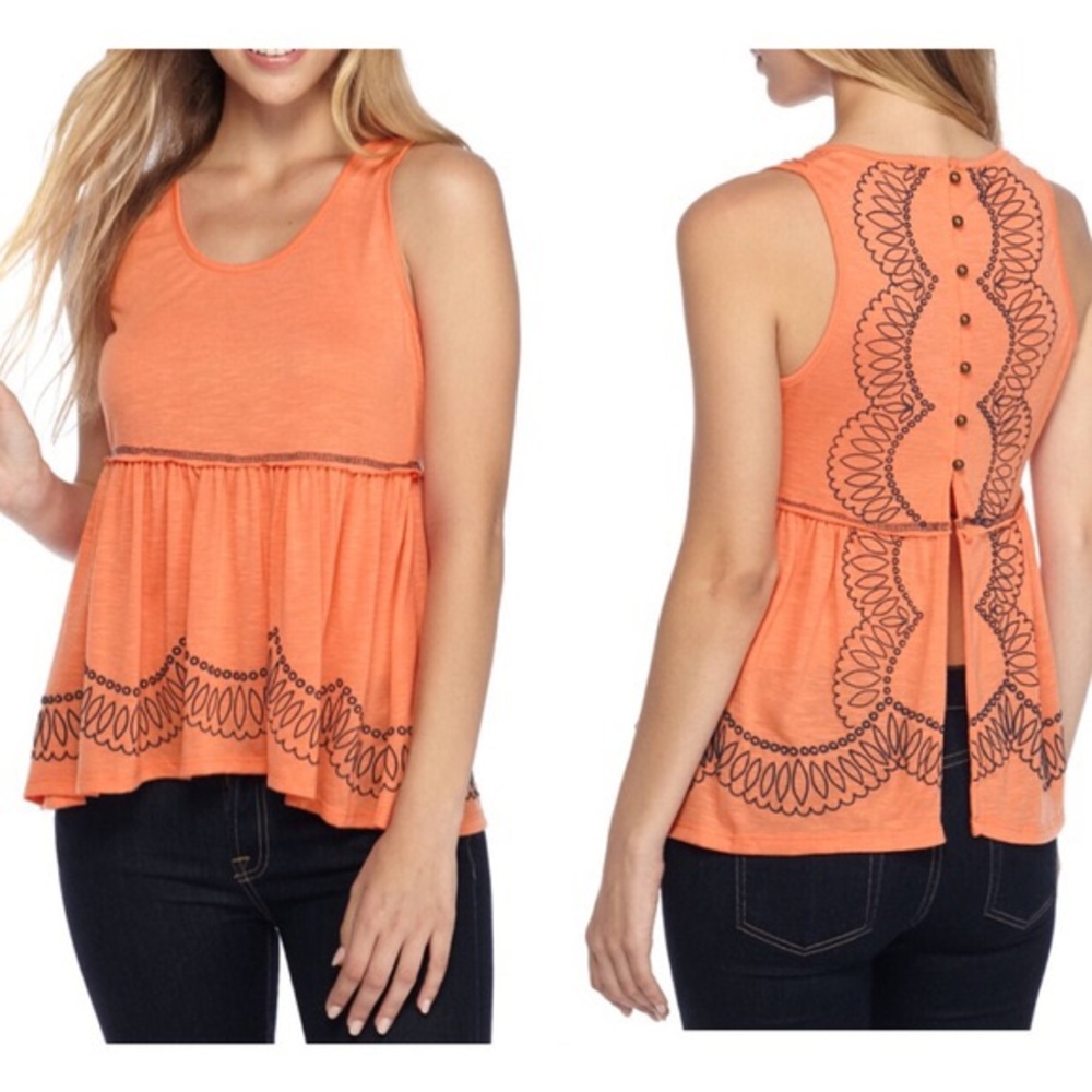 Taylor & Sage Peplum Knit Top